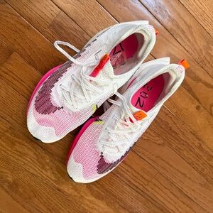 Wmns Air Zoom Alphafly Flyknit 'Rawdacious' – Size US 8.5 W